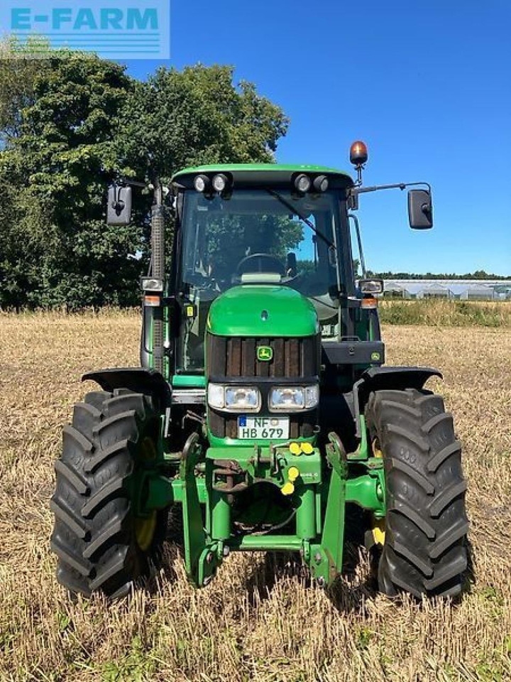 John Deere 6320 - Traktor: das Bild 2 John Deere 6320 - Traktor: das Bild 2
