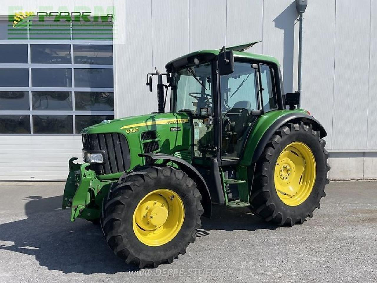 John Deere 6330 standard - Traktor: das Bild 1 John Deere 6330 standard - Traktor: das Bild 1