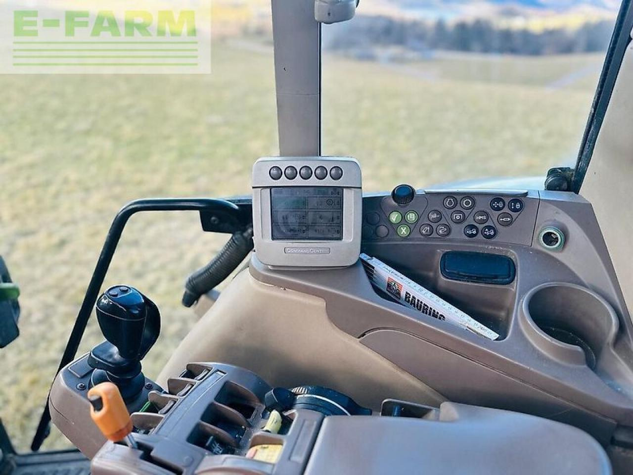 Traktor John Deere 6630: das Bild 15