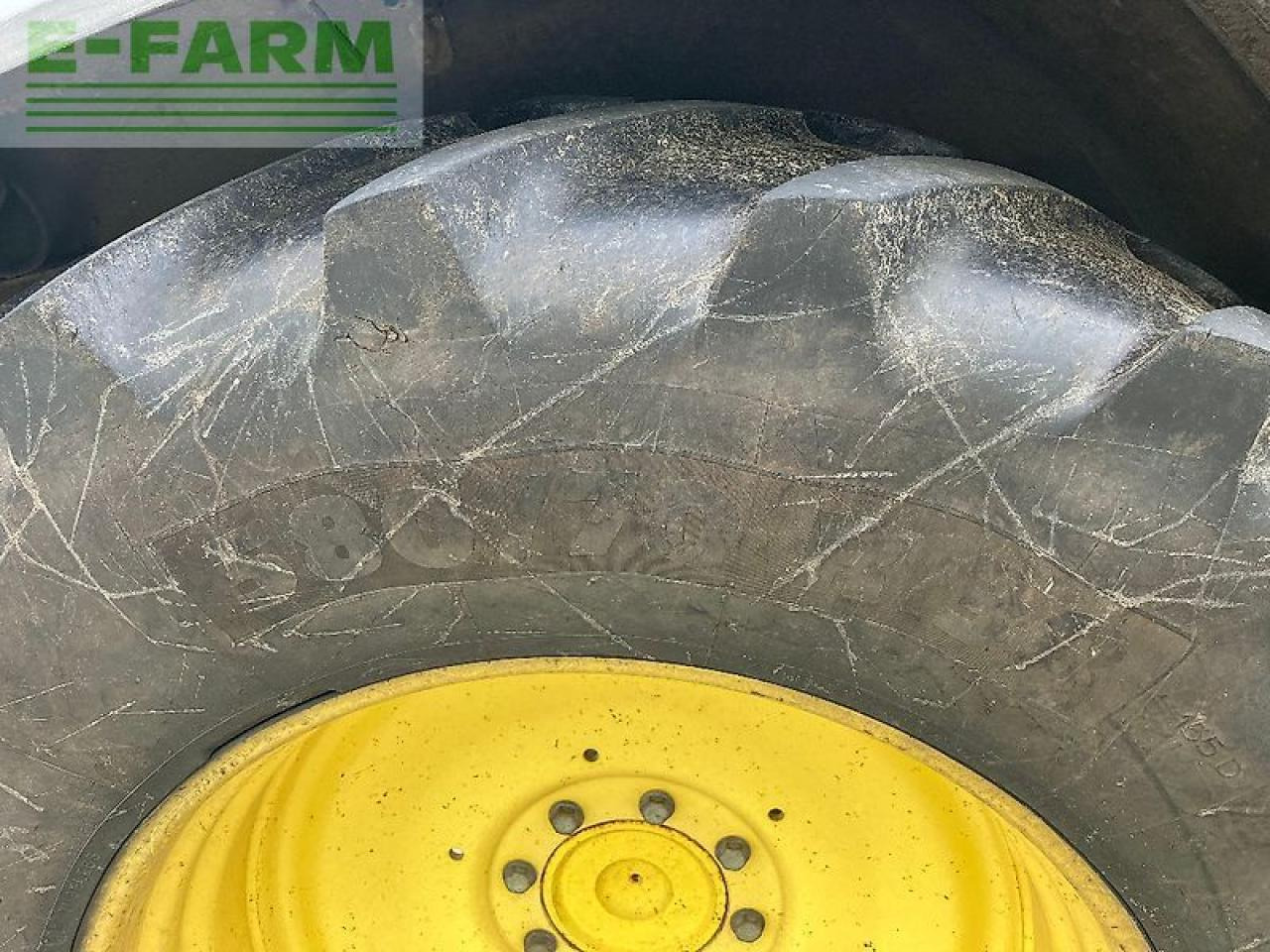 John Deere 6810 - Traktor: das Bild 3 John Deere 6810 - Traktor: das Bild 3