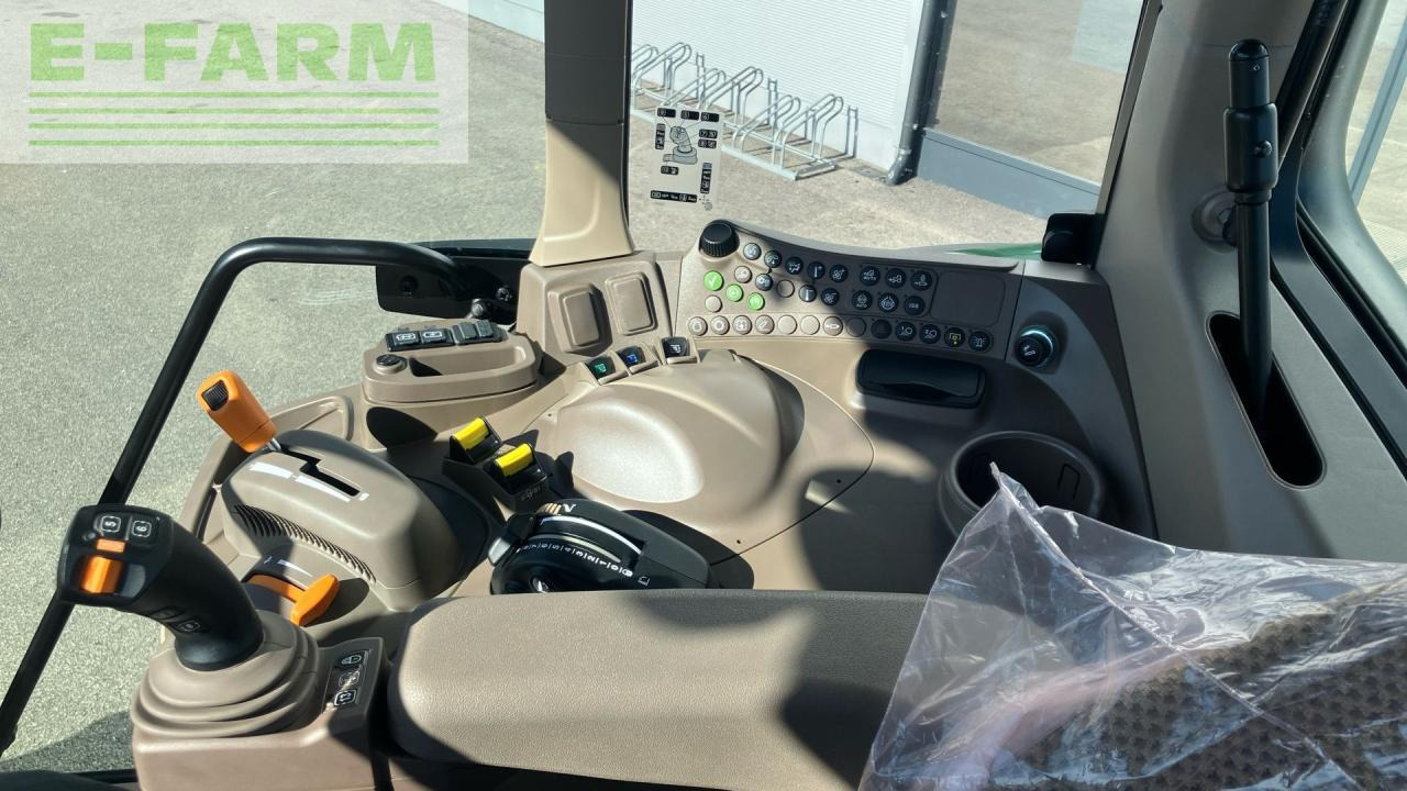 Traktor John Deere 6M 125: das Bild 19 Traktor John Deere 6M 125: das Bild 19