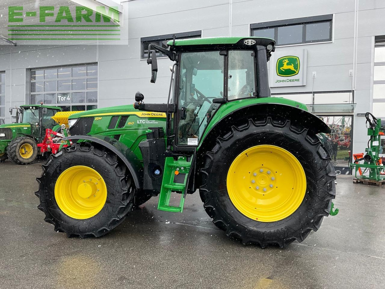 John Deere 6M 150 - Traktor: das Bild 2 John Deere 6M 150 - Traktor: das Bild 2