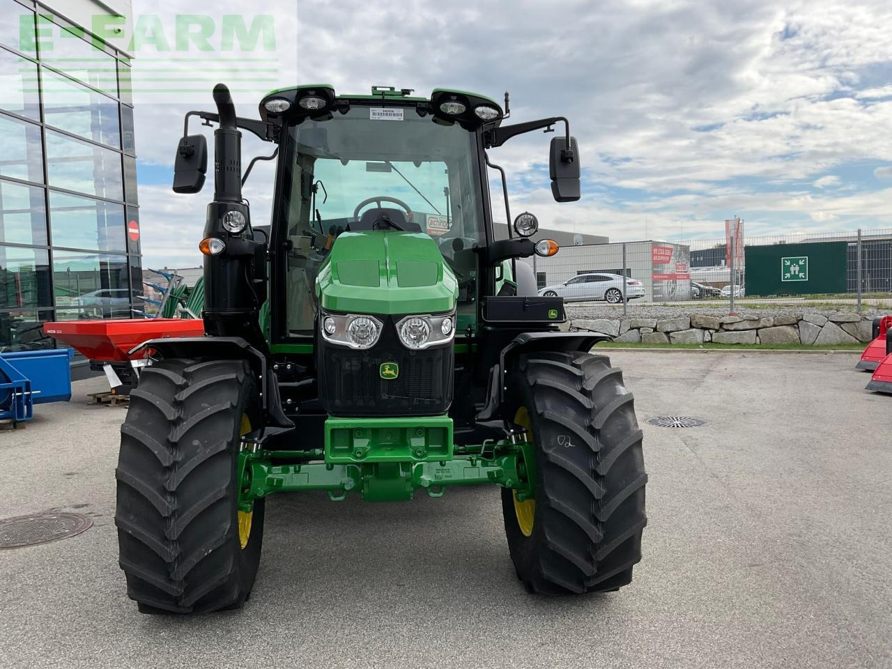 John Deere 6M 95 - Traktor: das Bild 3 John Deere 6M 95 - Traktor: das Bild 3