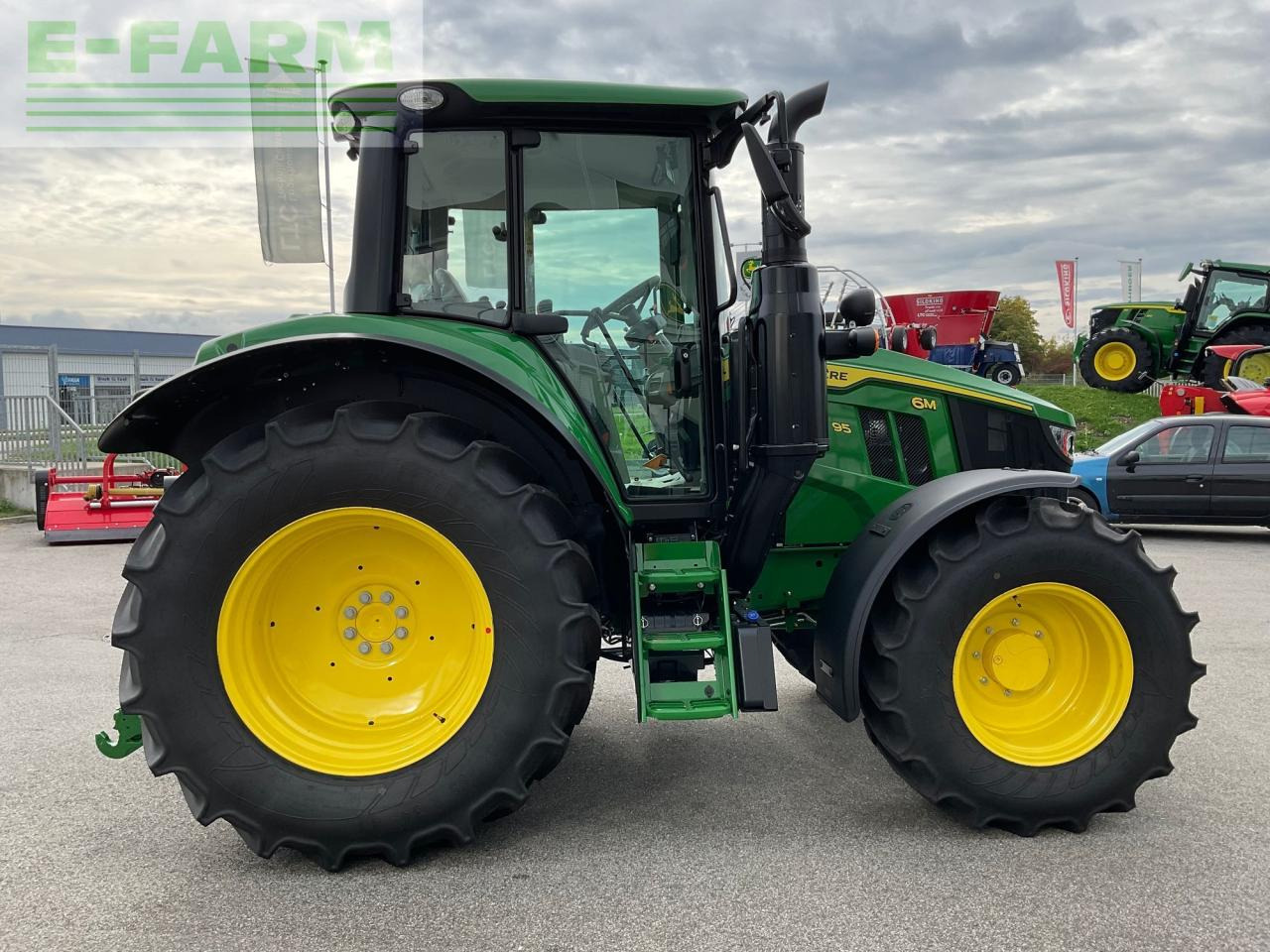John Deere 6M 95 - Traktor: das Bild 5 John Deere 6M 95 - Traktor: das Bild 5