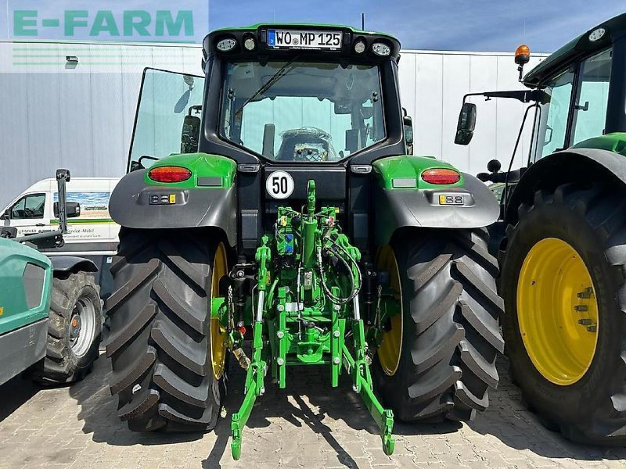 John Deere 6m 125 - Traktor: das Bild 3 John Deere 6m 125 - Traktor: das Bild 3