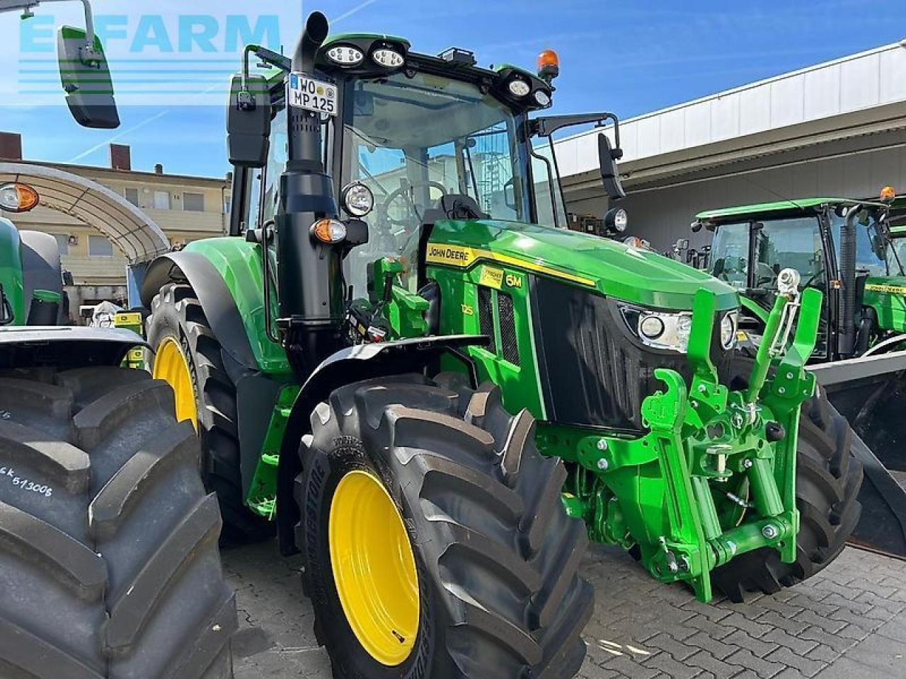 John Deere 6m 125 - Traktor: das Bild 1 John Deere 6m 125 - Traktor: das Bild 1