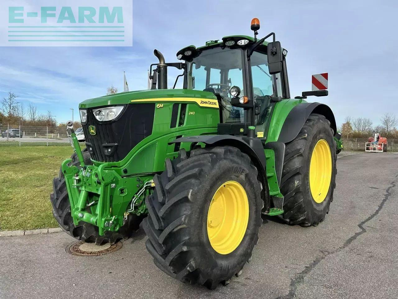 John Deere 6m 240 - Traktor: das Bild 2 John Deere 6m 240 - Traktor: das Bild 2