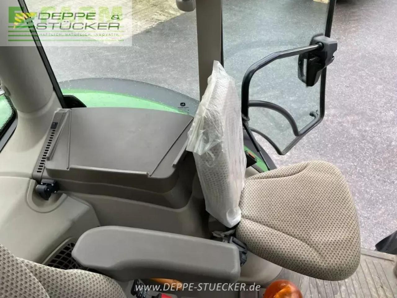 John Deere 6r 185 - Traktor: das Bild 5 John Deere 6r 185 - Traktor: das Bild 5