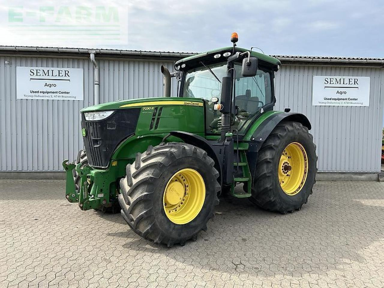 John Deere 7230r - Traktor: das Bild 1 John Deere 7230r - Traktor: das Bild 1