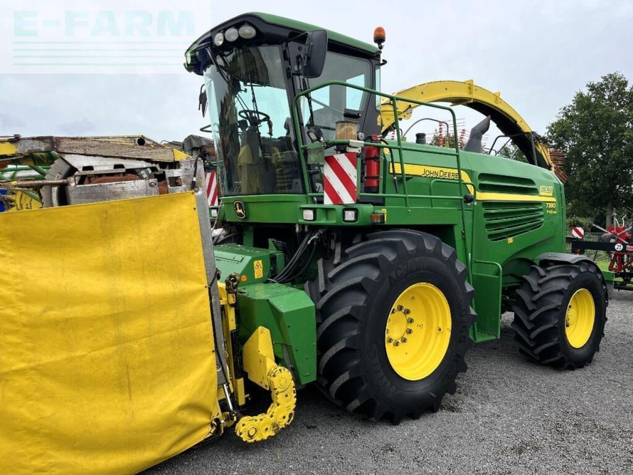 John Deere 7280 prodrive, allrad, 40 km/h, kemper 360, pick - Feldhäcksler: das Bild 1 John Deere 7280 prodrive, allrad, 40 km/h, kemper 360, pick - Feldhäcksler: das Bild 1