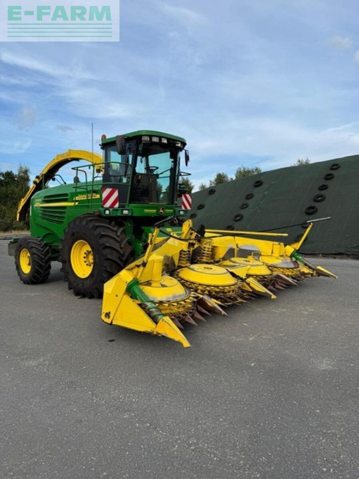 John Deere 7400 / 7500 - Feldhäcksler: das Bild 2 John Deere 7400 / 7500 - Feldhäcksler: das Bild 2