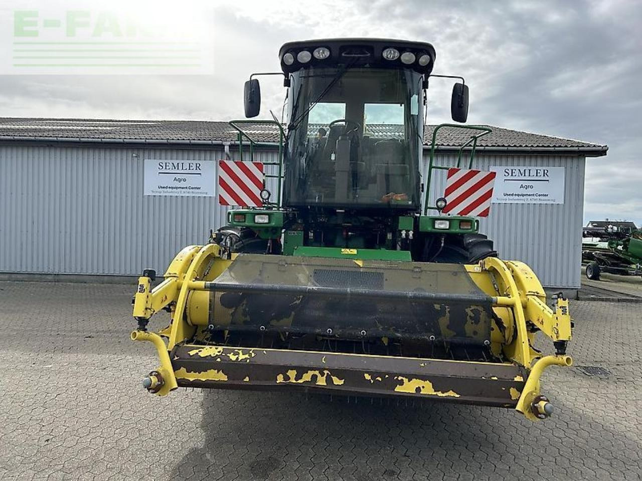 John Deere 7500 - Feldhäcksler: das Bild 2 John Deere 7500 - Feldhäcksler: das Bild 2