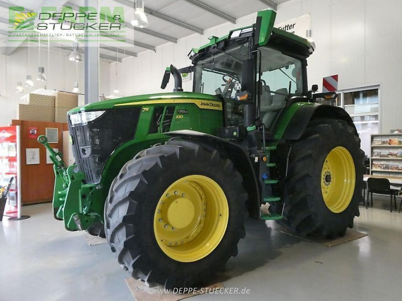 John Deere 7r 330 - Traktor: das Bild 2 John Deere 7r 330 - Traktor: das Bild 2