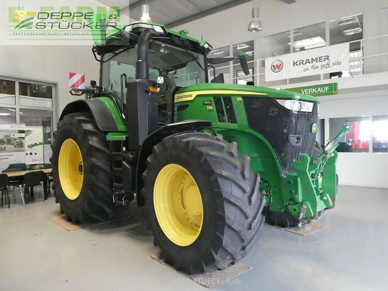 John Deere 7r 330 - Traktor: das Bild 4 John Deere 7r 330 - Traktor: das Bild 4