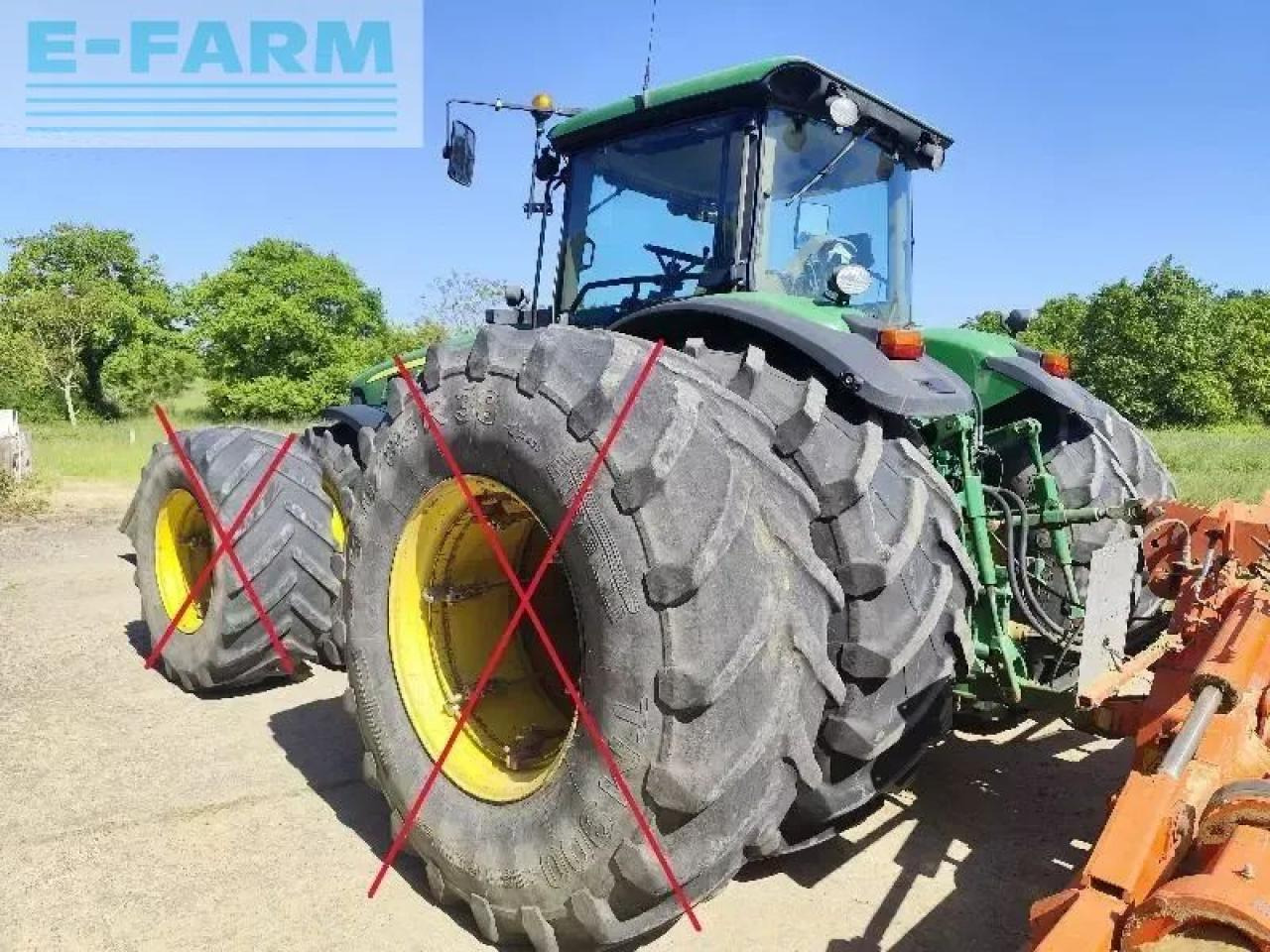 John Deere 8230 - Traktor: das Bild 4 John Deere 8230 - Traktor: das Bild 4