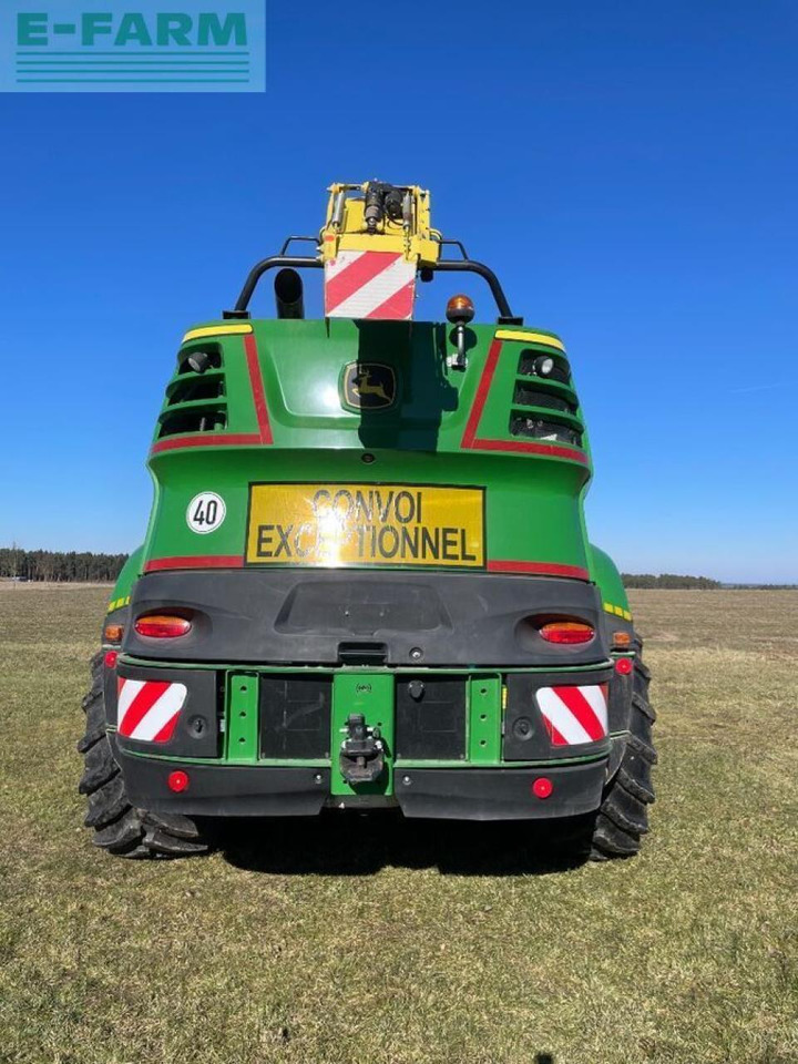 John Deere 8300 - Feldhäcksler: das Bild 4 John Deere 8300 - Feldhäcksler: das Bild 4