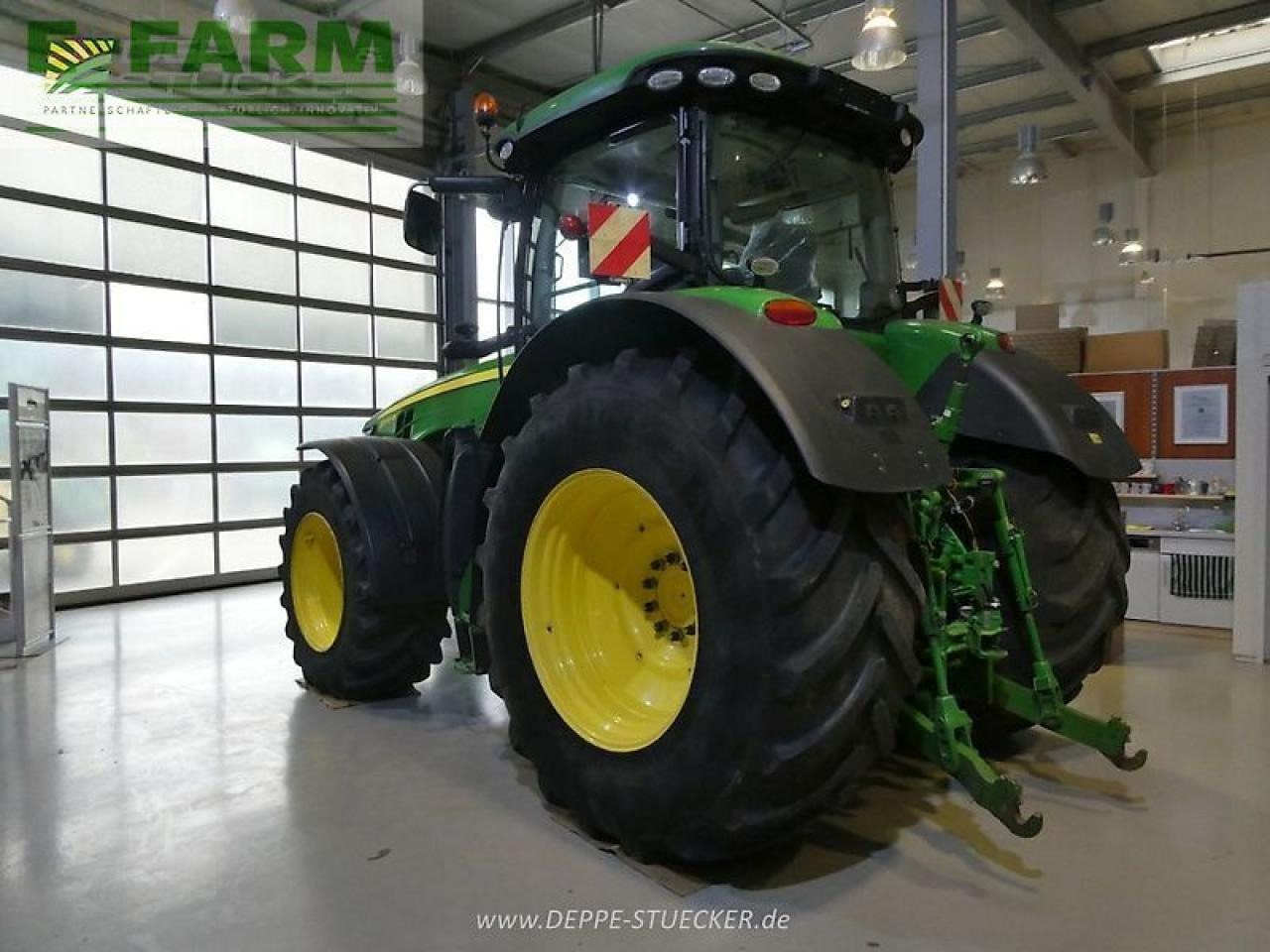 John Deere 8370r - Traktor: das Bild 3 John Deere 8370r - Traktor: das Bild 3