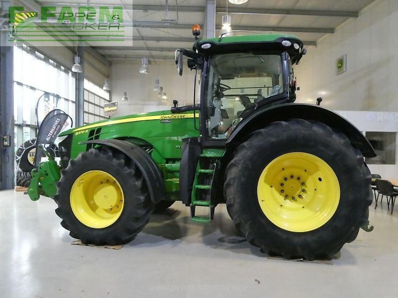 John Deere 8370r - Traktor: das Bild 2 John Deere 8370r - Traktor: das Bild 2