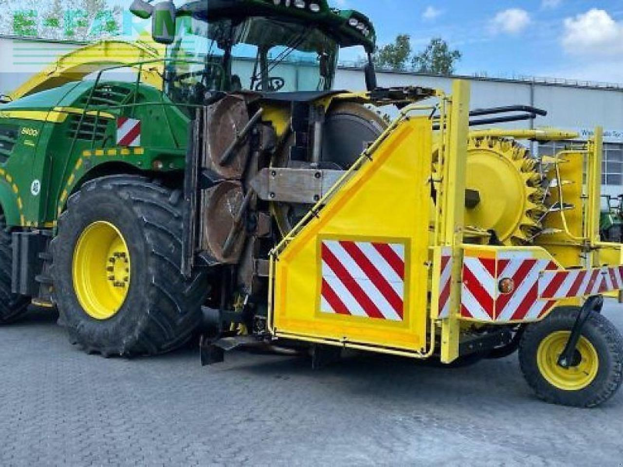 John Deere 8400i stalkbuster - Feldhäcksler: das Bild 1 John Deere 8400i stalkbuster - Feldhäcksler: das Bild 1