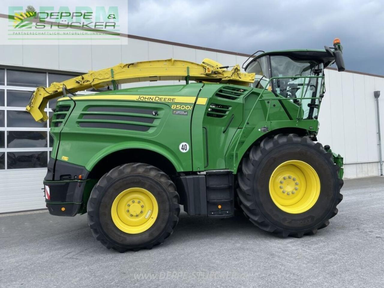 John Deere 8500i - Feldhäcksler: das Bild 4 John Deere 8500i - Feldhäcksler: das Bild 4