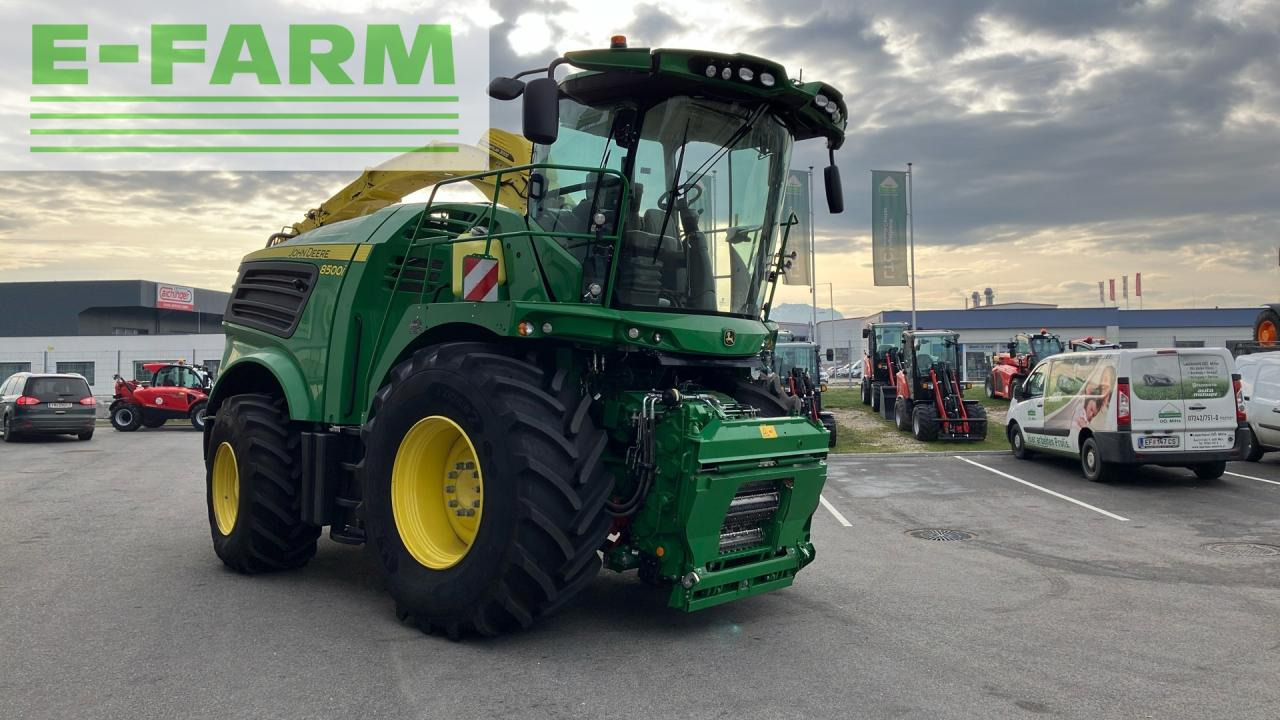 John Deere 8500i - Feldhäcksler: das Bild 4 John Deere 8500i - Feldhäcksler: das Bild 4