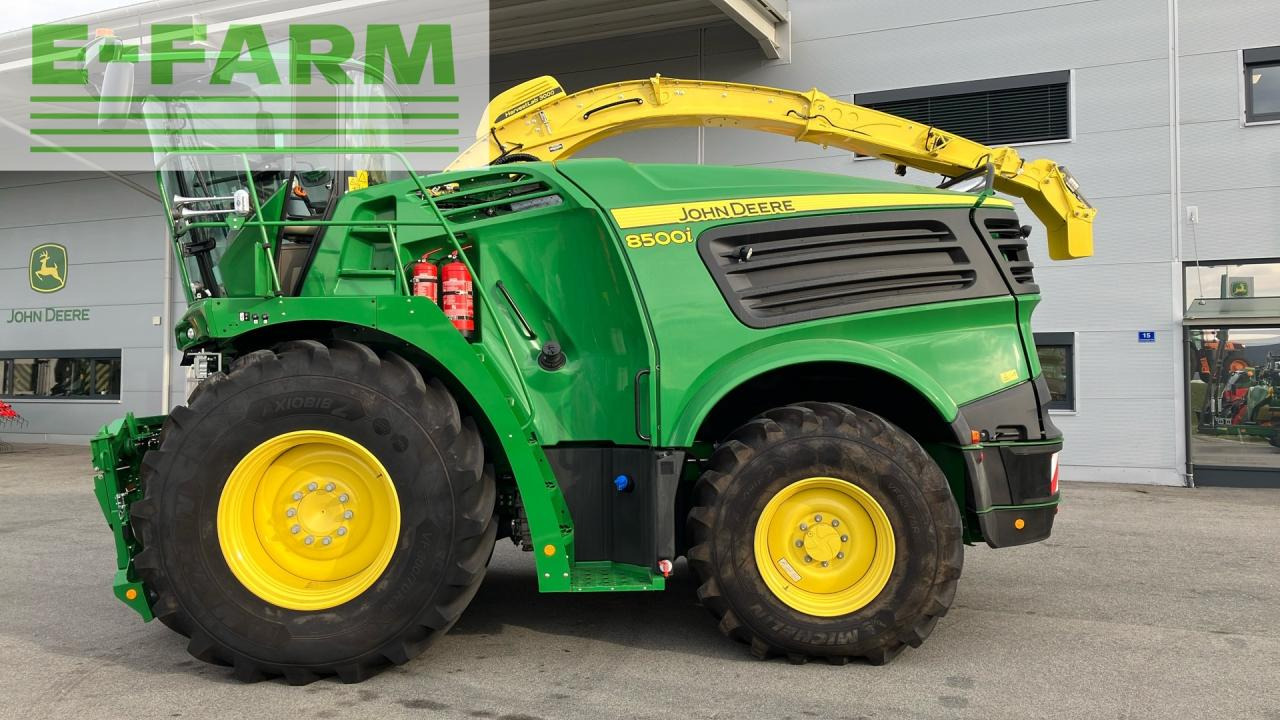 John Deere 8500i - Feldhäcksler: das Bild 2 John Deere 8500i - Feldhäcksler: das Bild 2