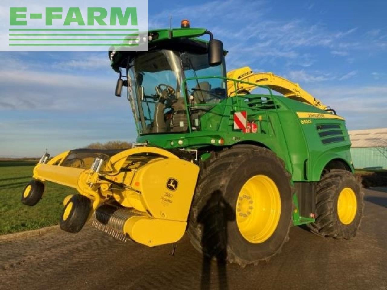 John Deere 8600i - Ernteforsatz für Häcksler: das Bild 2 John Deere 8600i - Ernteforsatz für Häcksler: das Bild 2