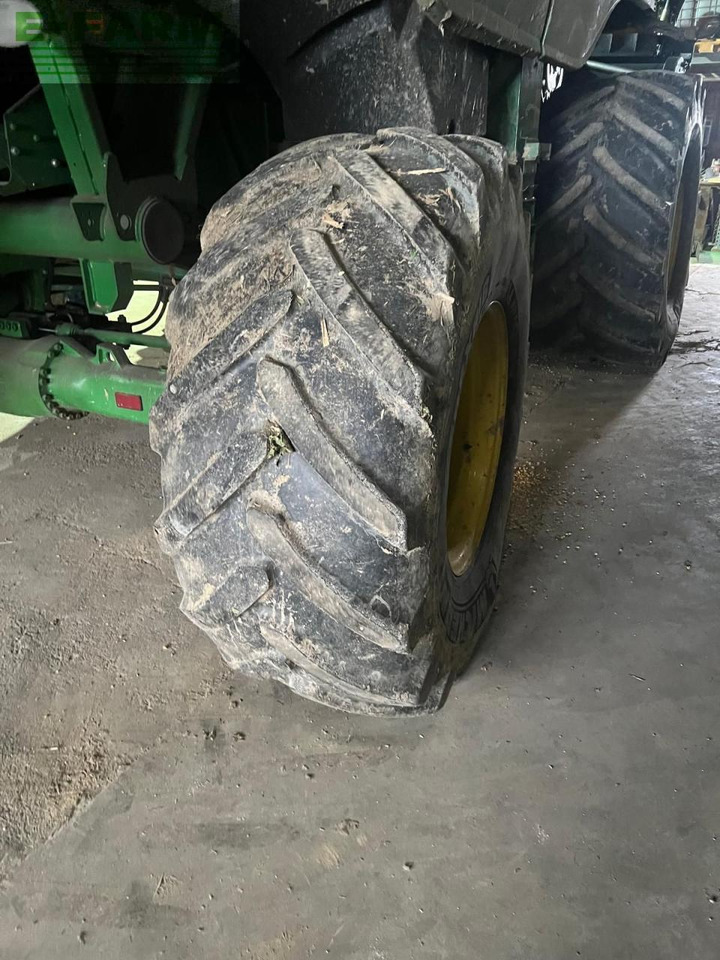 Mähdrescher John Deere T670: das Bild 10 Mähdrescher John Deere T670: das Bild 10