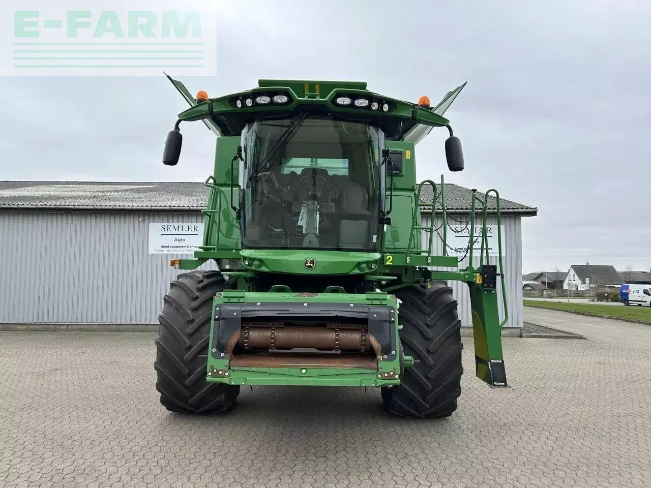 John Deere s685i - Mähdrescher: das Bild 2 John Deere s685i - Mähdrescher: das Bild 2
