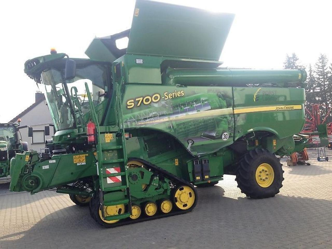 John Deere s780 i mit 630x schneidwerk - Mähdrescher: das Bild 2 John Deere s780 i mit 630x schneidwerk - Mähdrescher: das Bild 2