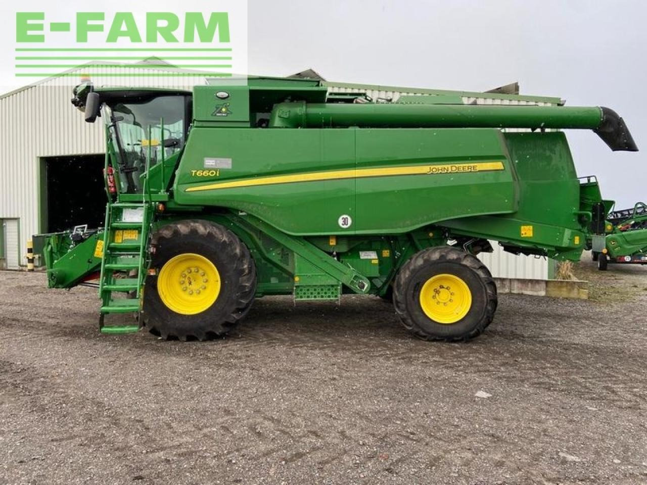 John Deere t660 my22 prod 30 - Mähdrescher: das Bild 1 John Deere t660 my22 prod 30 - Mähdrescher: das Bild 1