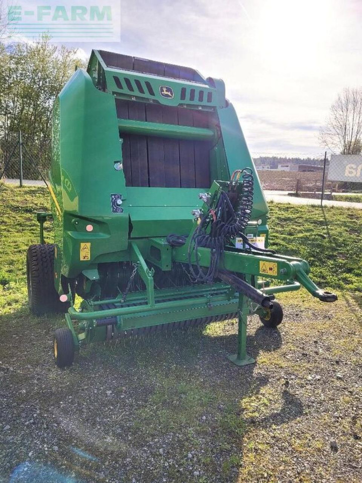 John Deere v461m - Packenpresse: das Bild 3 John Deere v461m - Packenpresse: das Bild 3