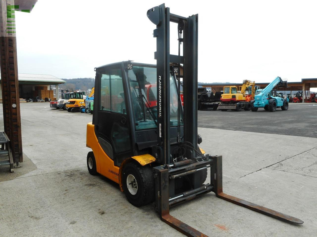 Jungheinrich dfg 430s mit seitenschieber und zinkenverstellun - Gabelstapler: das Bild 5 Jungheinrich dfg 430s mit seitenschieber und zinkenverstellun - Gabelstapler: das Bild 5