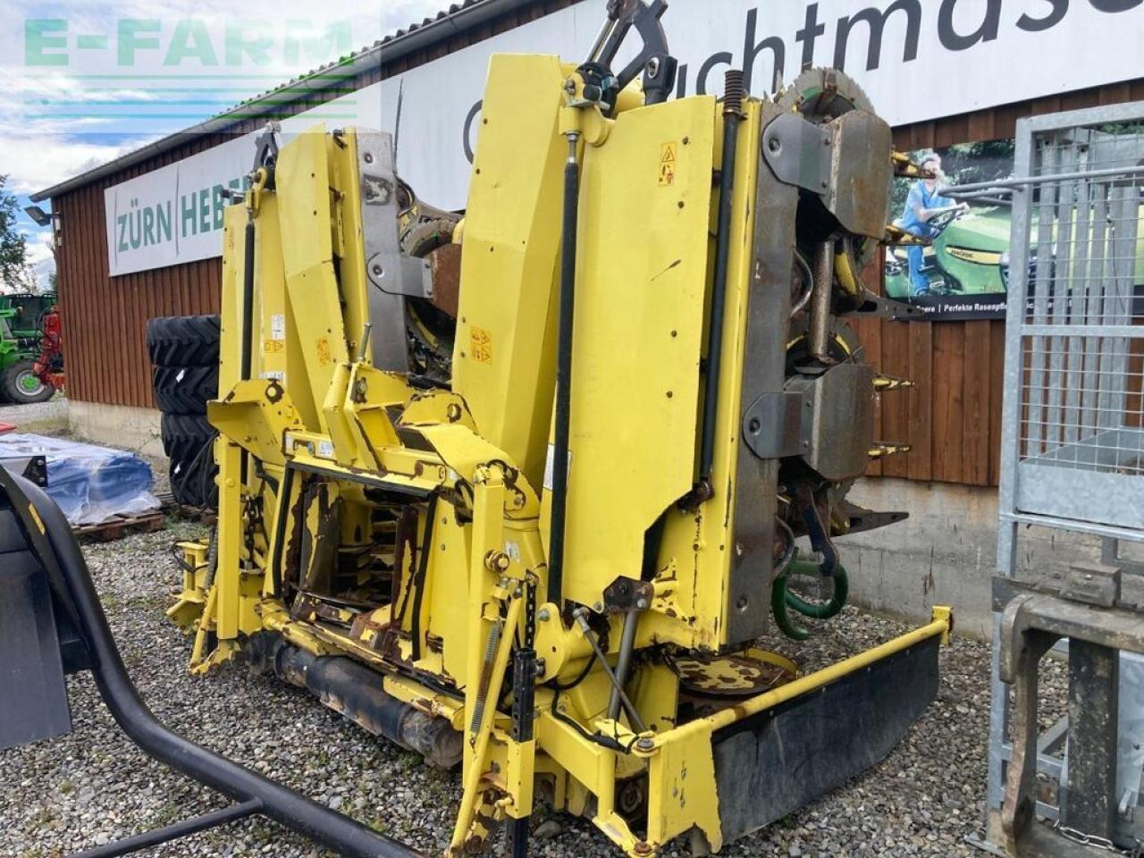 Kemper 390plus - Ernteforsatz für Häcksler: das Bild 1 Kemper 390plus - Ernteforsatz für Häcksler: das Bild 1