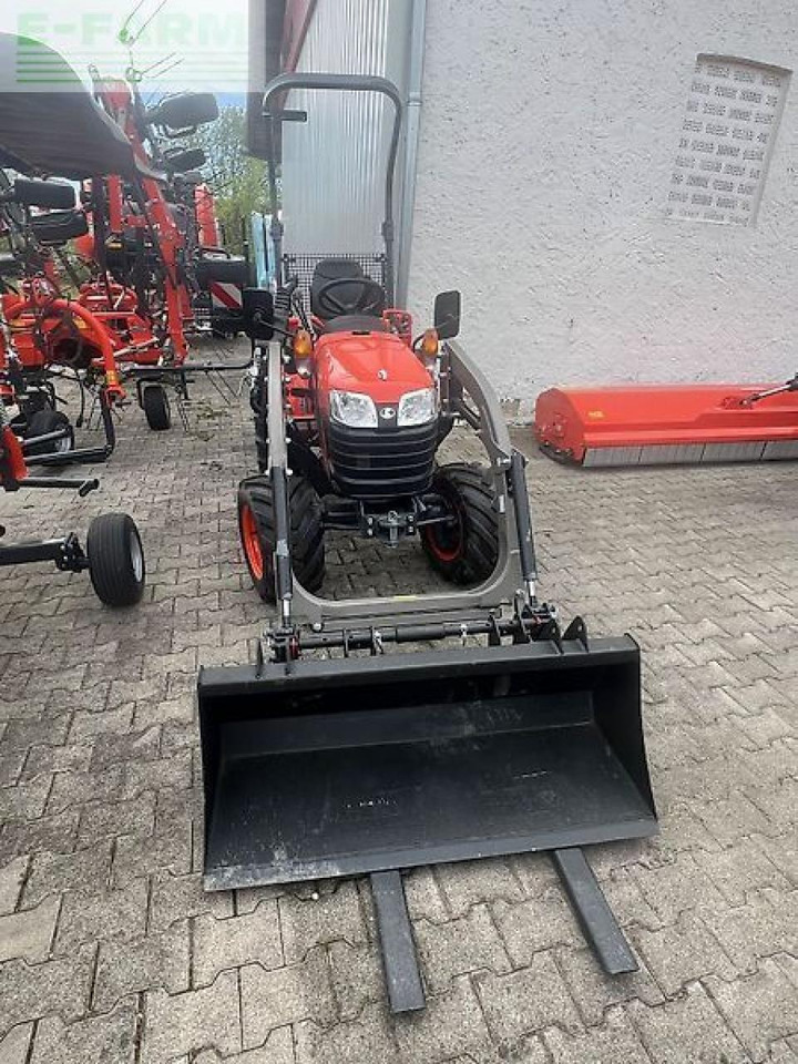 Kubota b1241 d-ec - Traktor: das Bild 1 Kubota b1241 d-ec - Traktor: das Bild 1