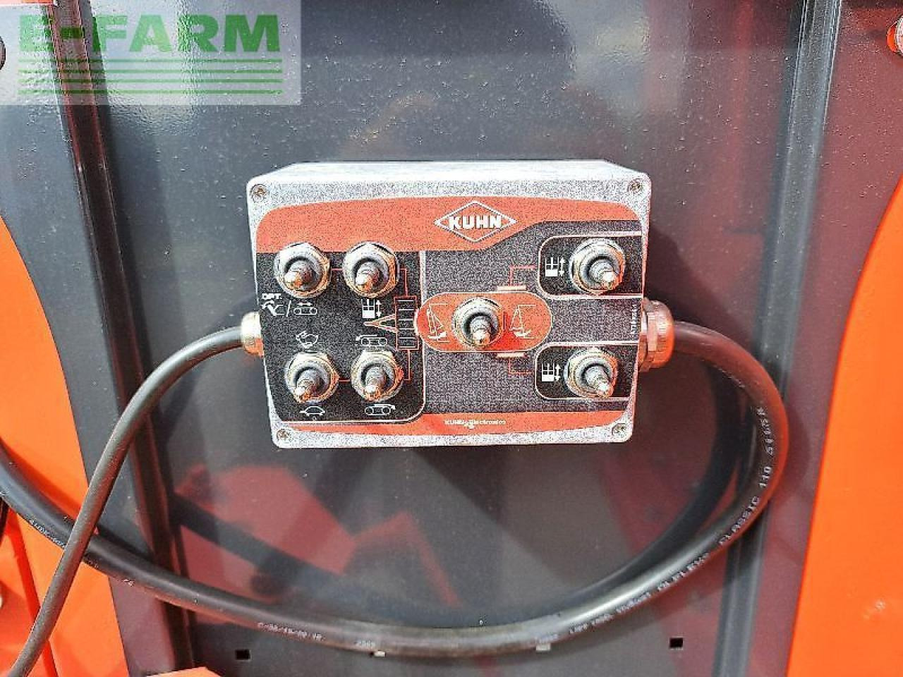 Kuhn profile15.2cs k-nox - Fütterungstechnik: das Bild 5 Kuhn profile15.2cs k-nox - Fütterungstechnik: das Bild 5