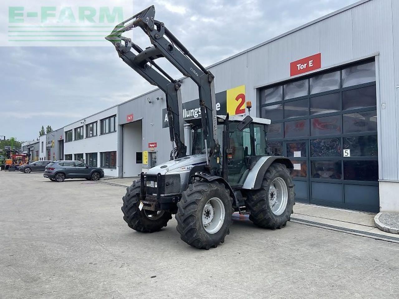 Lamborghini 1050 vdt - Traktor: das Bild 1 Lamborghini 1050 vdt - Traktor: das Bild 1