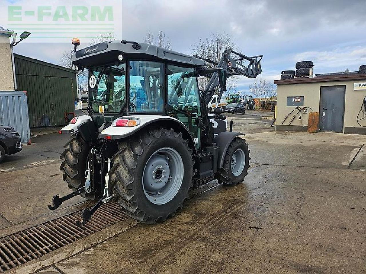 Lamborghini spire 100 trend - Traktor: das Bild 3 Lamborghini spire 100 trend - Traktor: das Bild 3