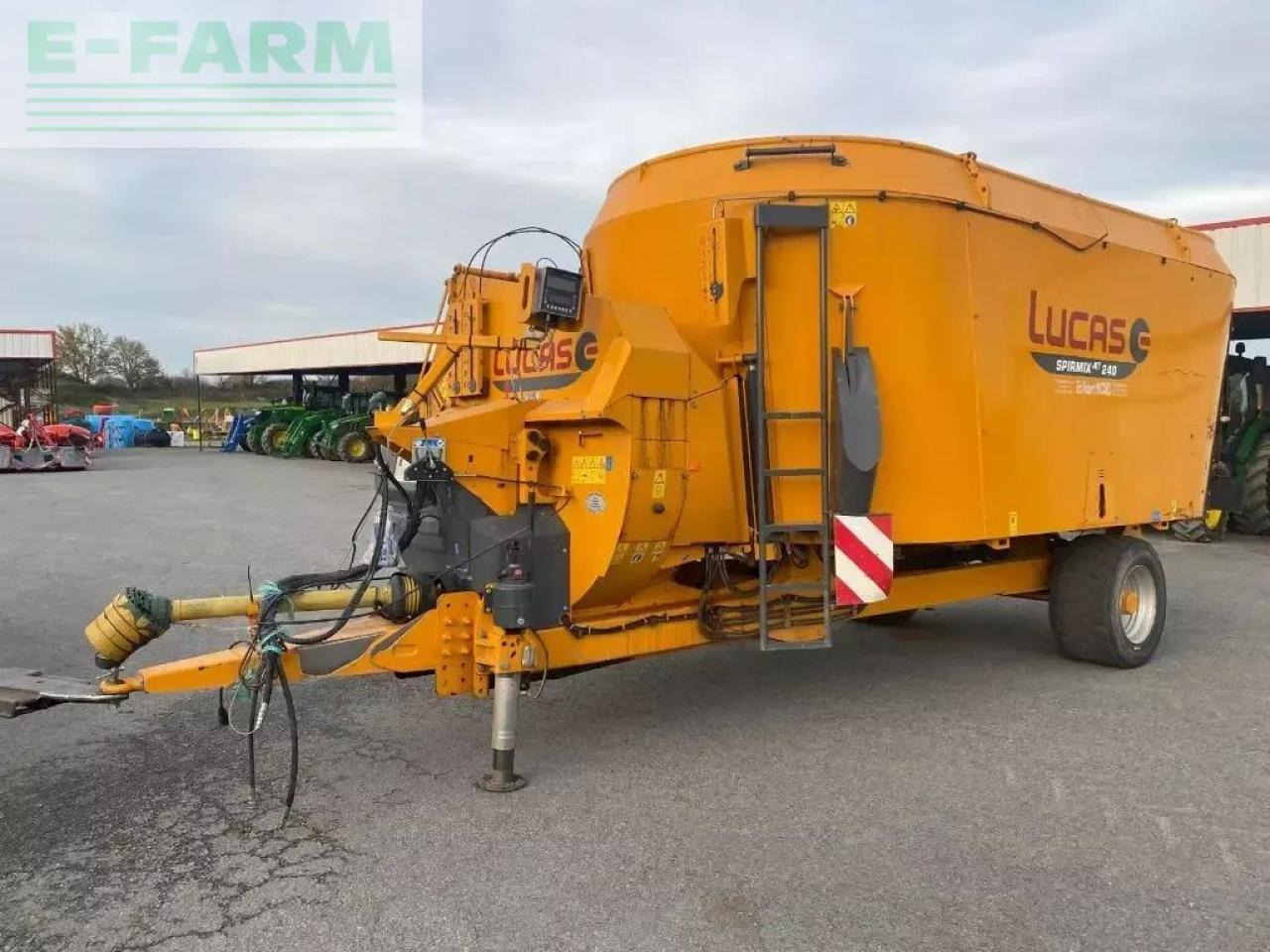 Lucas spirmixjet 240 - Fütterungstechnik: das Bild 4 Lucas spirmixjet 240 - Fütterungstechnik: das Bild 4