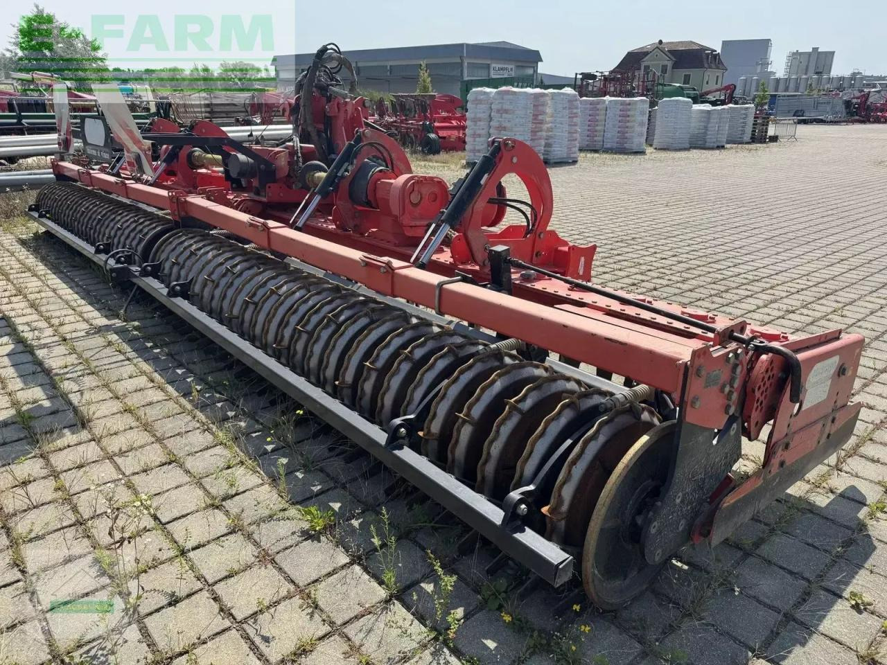 Maschio aquila rapido 7000 - Technik für Bodenbearbeitung: das Bild 4 Maschio aquila rapido 7000 - Technik für Bodenbearbeitung: das Bild 4