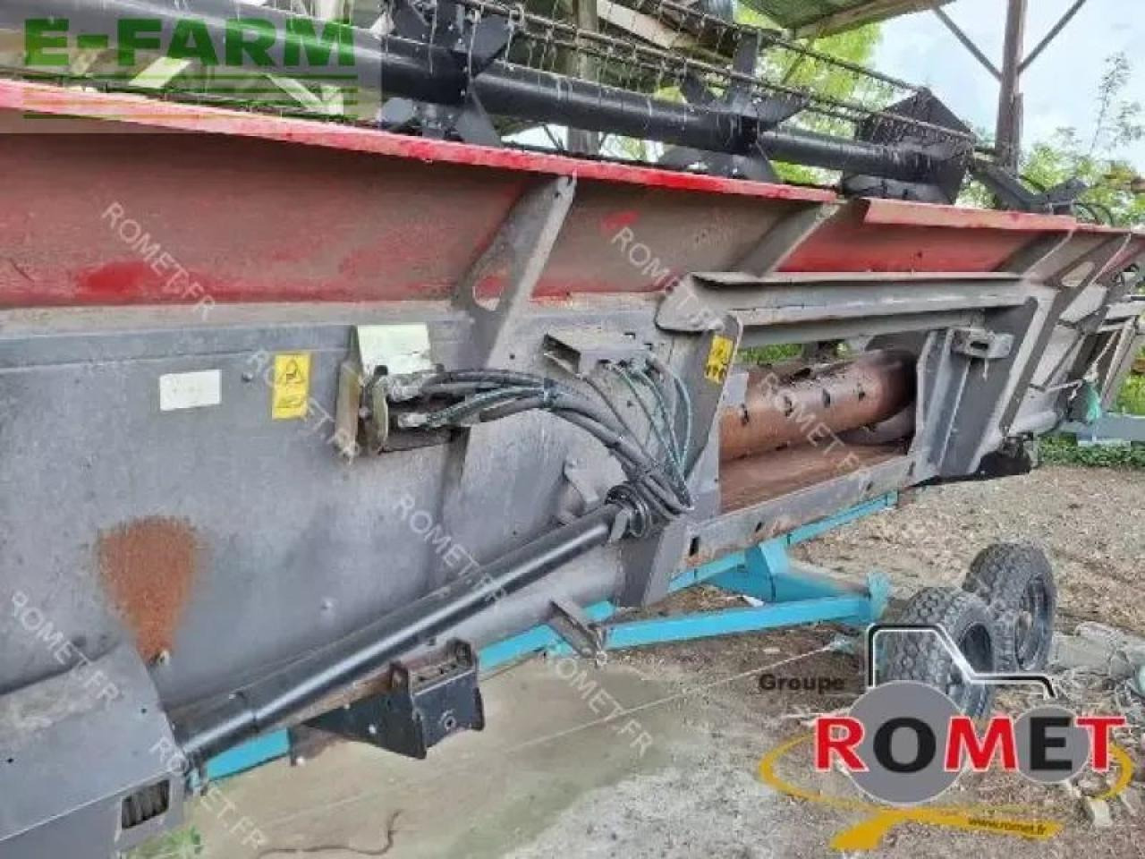 Massey Ferguson 7270 - Mähdrescher: das Bild 3 Massey Ferguson 7270 - Mähdrescher: das Bild 3