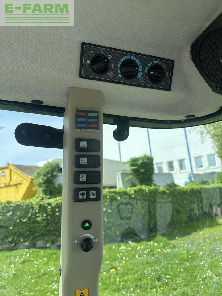 Traktor Massey Ferguson mf 3708: das Bild 12 Traktor Massey Ferguson mf 3708: das Bild 12