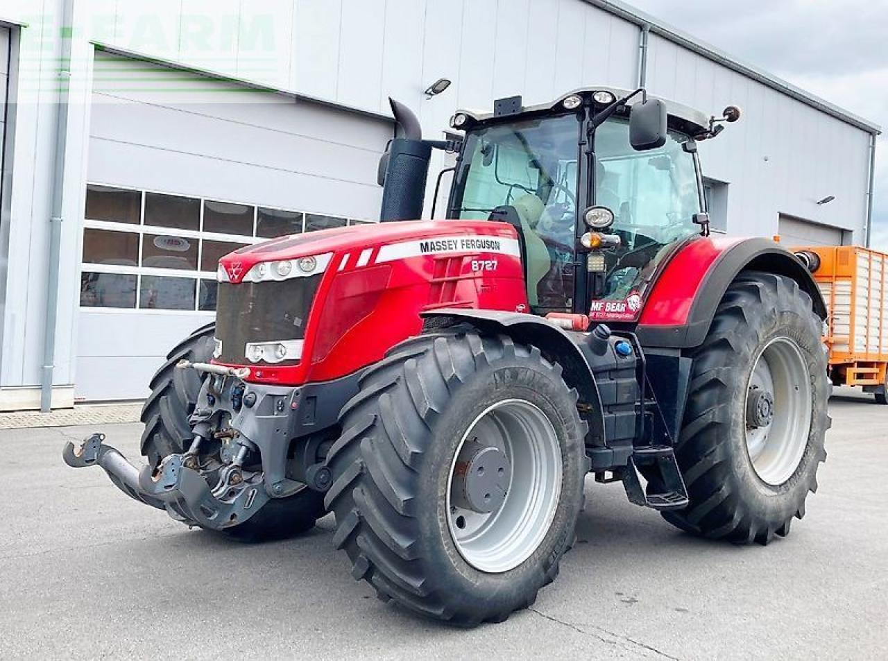 Massey Ferguson mf 8727 dyna-vt - Traktor: das Bild 1 Massey Ferguson mf 8727 dyna-vt - Traktor: das Bild 1