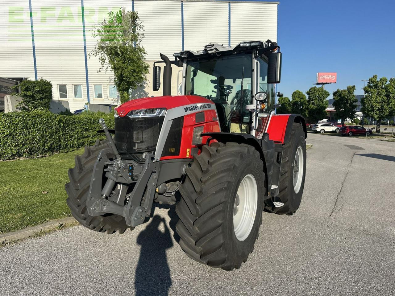 Massey Ferguson mf 8s.225 - Traktor: das Bild 1 Massey Ferguson mf 8s.225 - Traktor: das Bild 1