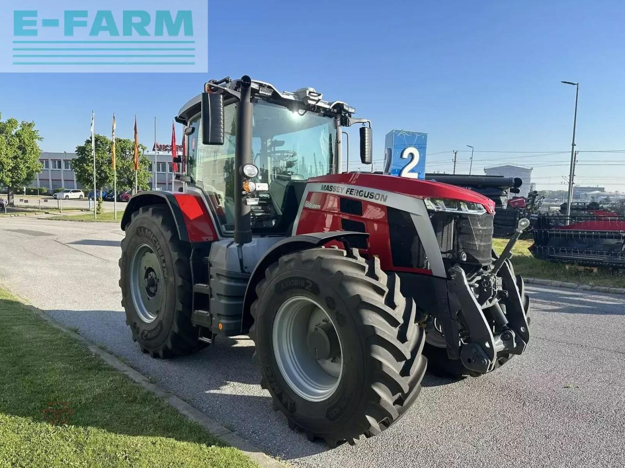 Traktor Massey Ferguson mf 8s.225: das Bild 10 Traktor Massey Ferguson mf 8s.225: das Bild 10