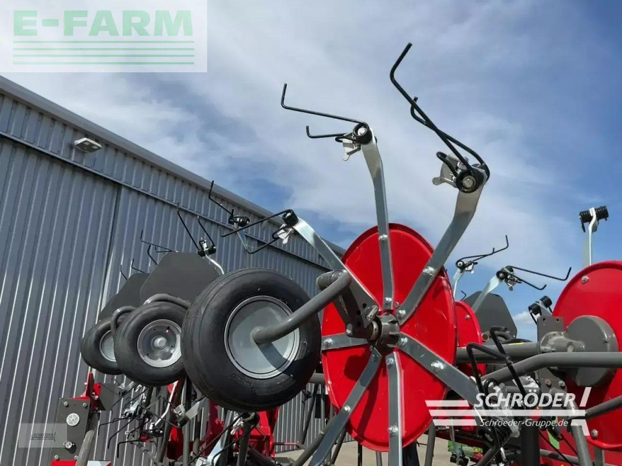 Massey Ferguson td 1310x trc (lotus 1250 t) - Heuwender/ Wenderechen: das Bild 3 Massey Ferguson td 1310x trc (lotus 1250 t) - Heuwender/ Wenderechen: das Bild 3