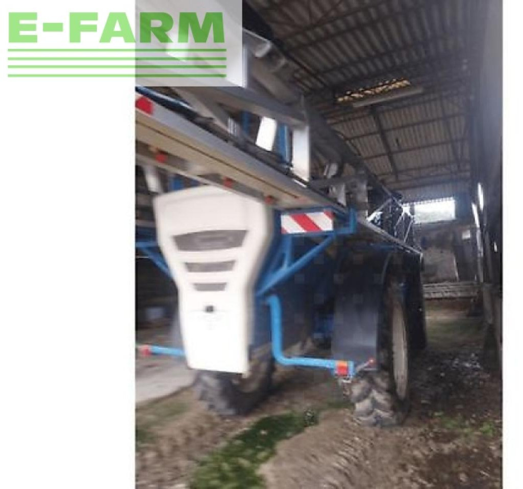 Matrot xenon 4300 - Anhängespritze: das Bild 5 Matrot xenon 4300 - Anhängespritze: das Bild 5