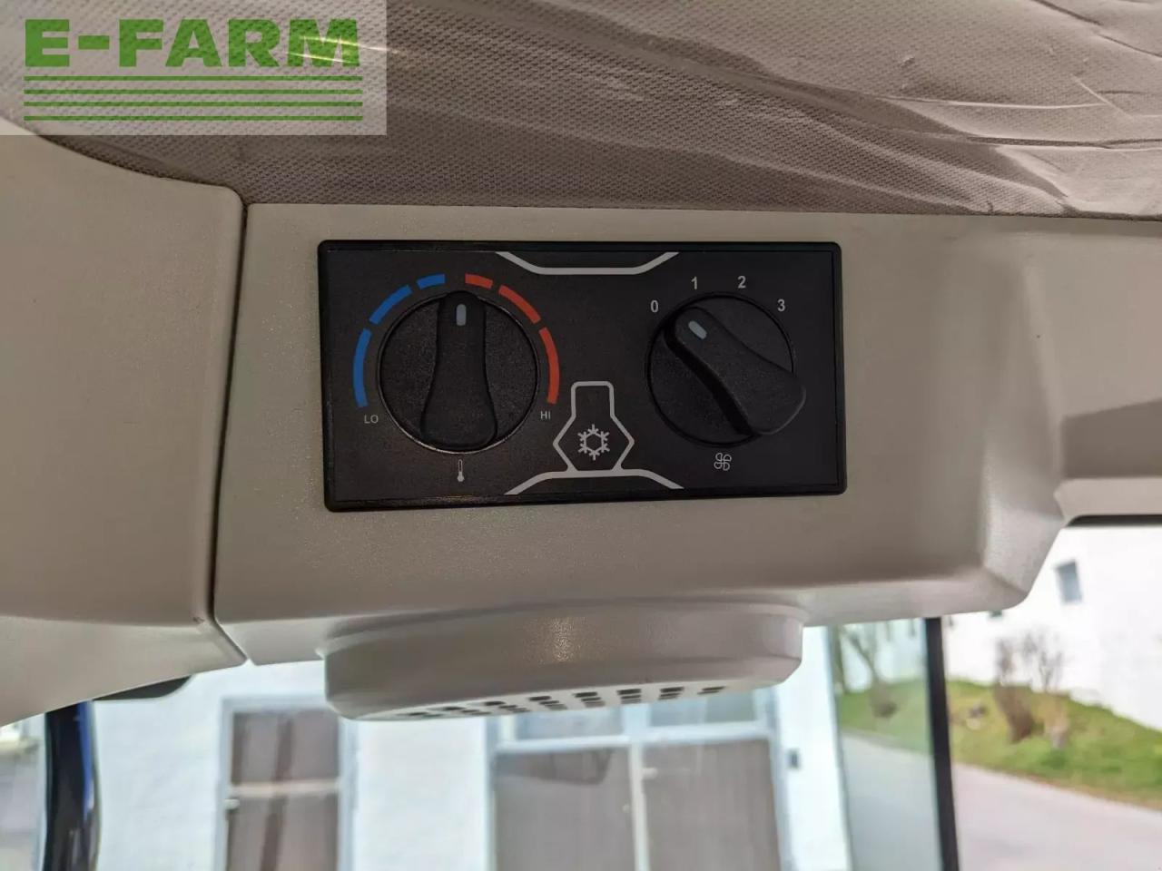 Traktor McCormick x5.085: das Bild 6