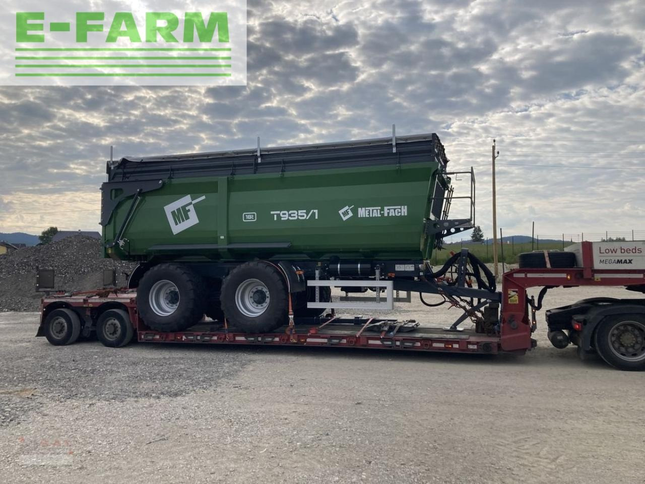 Metal-Fach t 935/1-24 to muldenkipper-voll - Landwirtschaftlicher Kipper: das Bild 2 Metal-Fach t 935/1-24 to muldenkipper-voll - Landwirtschaftlicher Kipper: das Bild 2