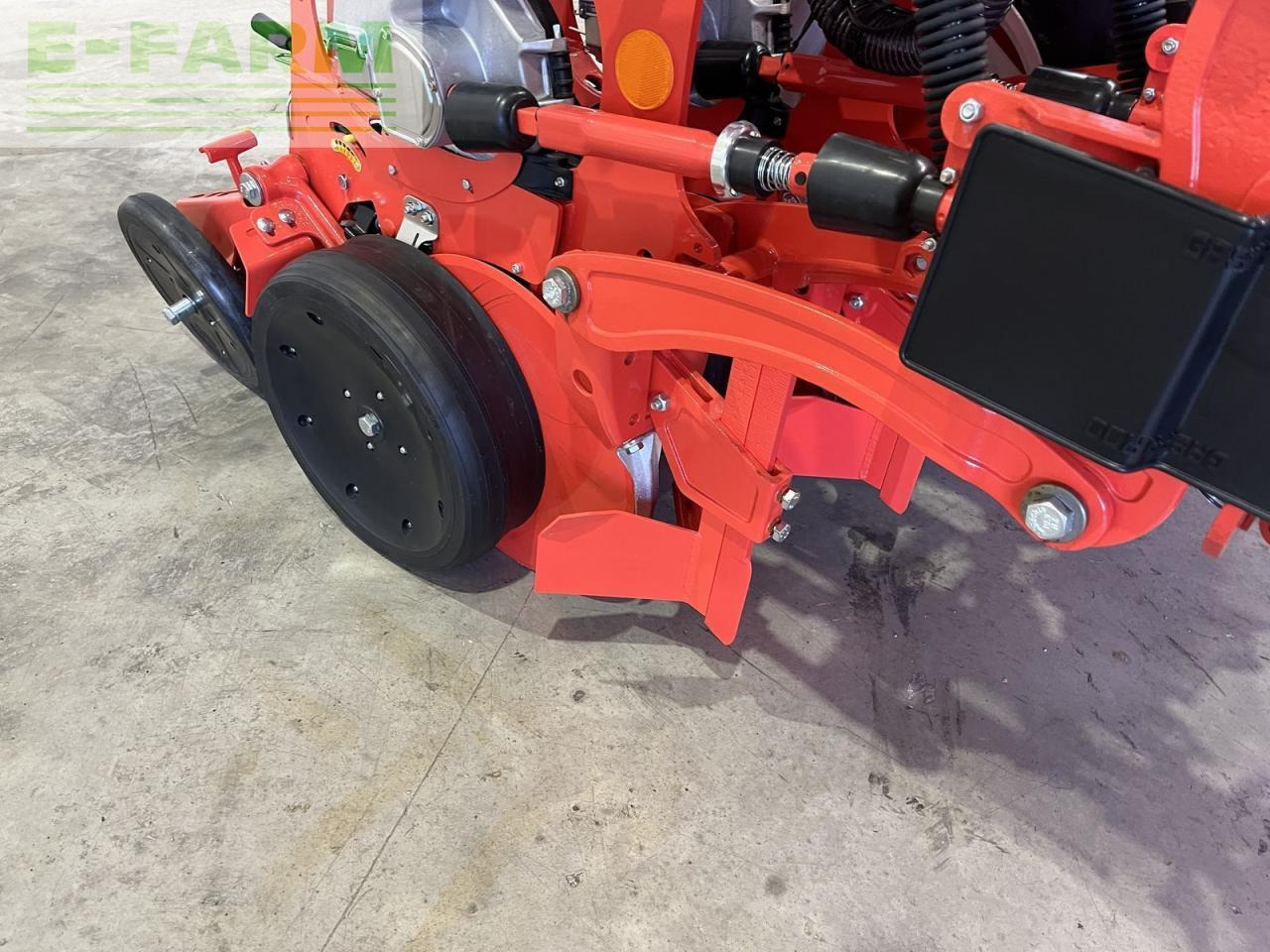 Mustang mtr 6 reihen - Einzelkornsämaschine: das Bild 5 Mustang mtr 6 reihen - Einzelkornsämaschine: das Bild 5